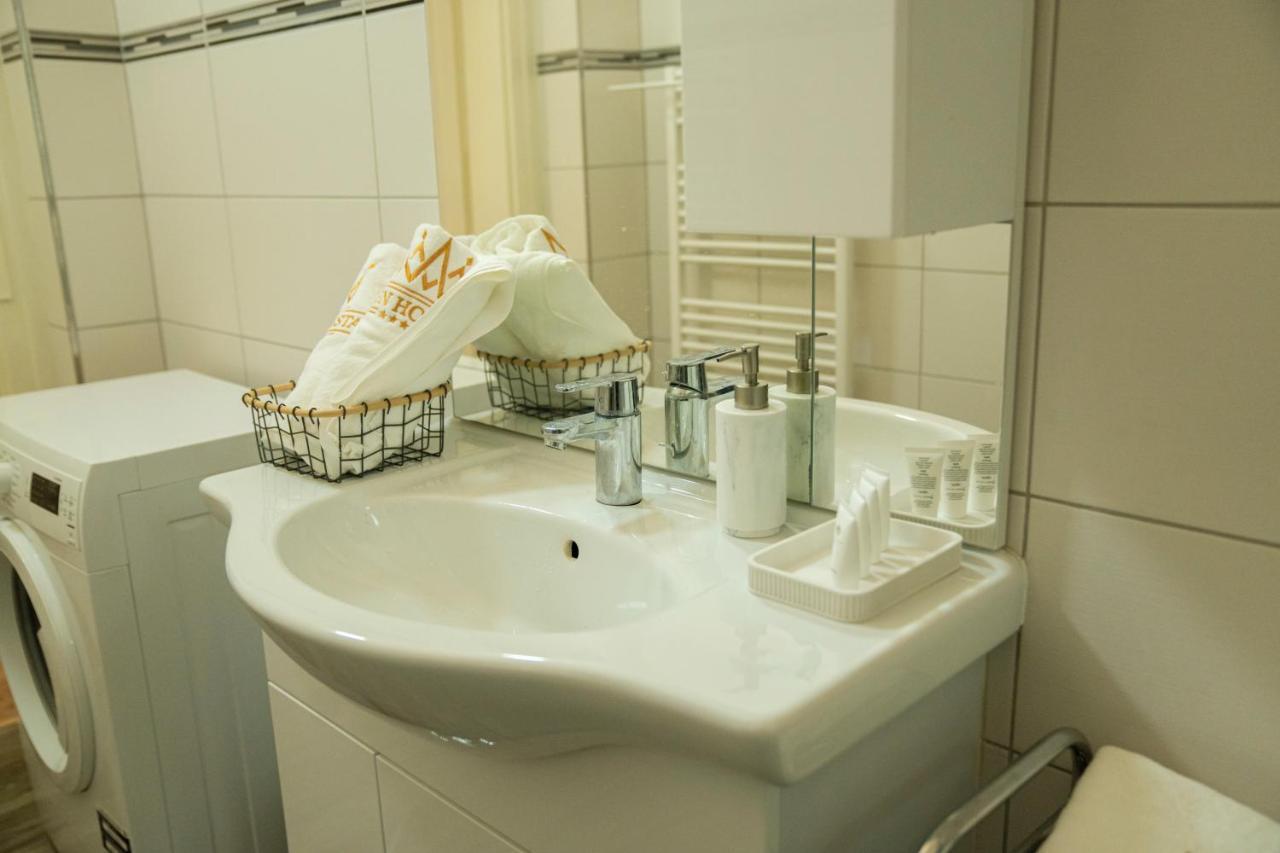 Helen Homestay Vaclavske Namesti Praag Buitenkant foto