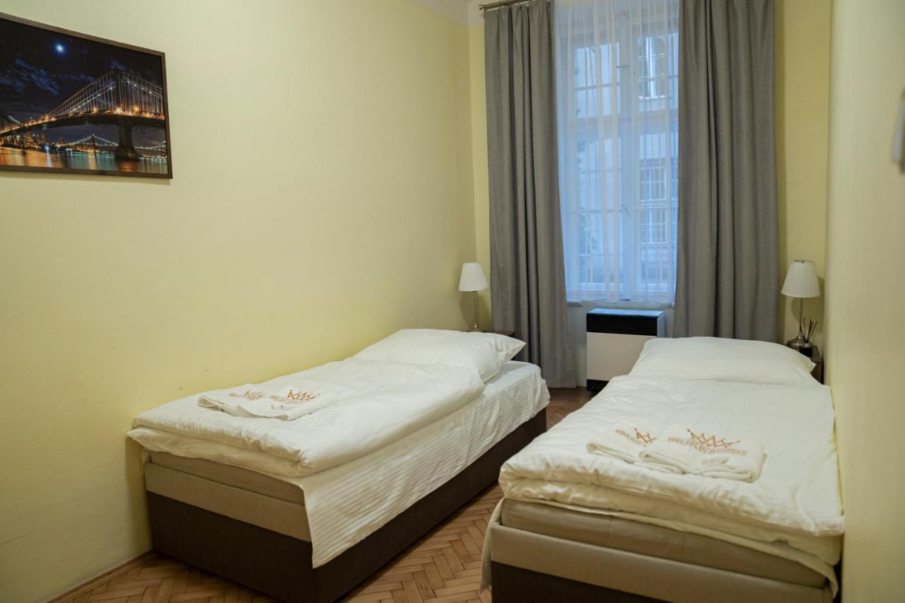 Helen Homestay Vaclavske Namesti Praag Buitenkant foto